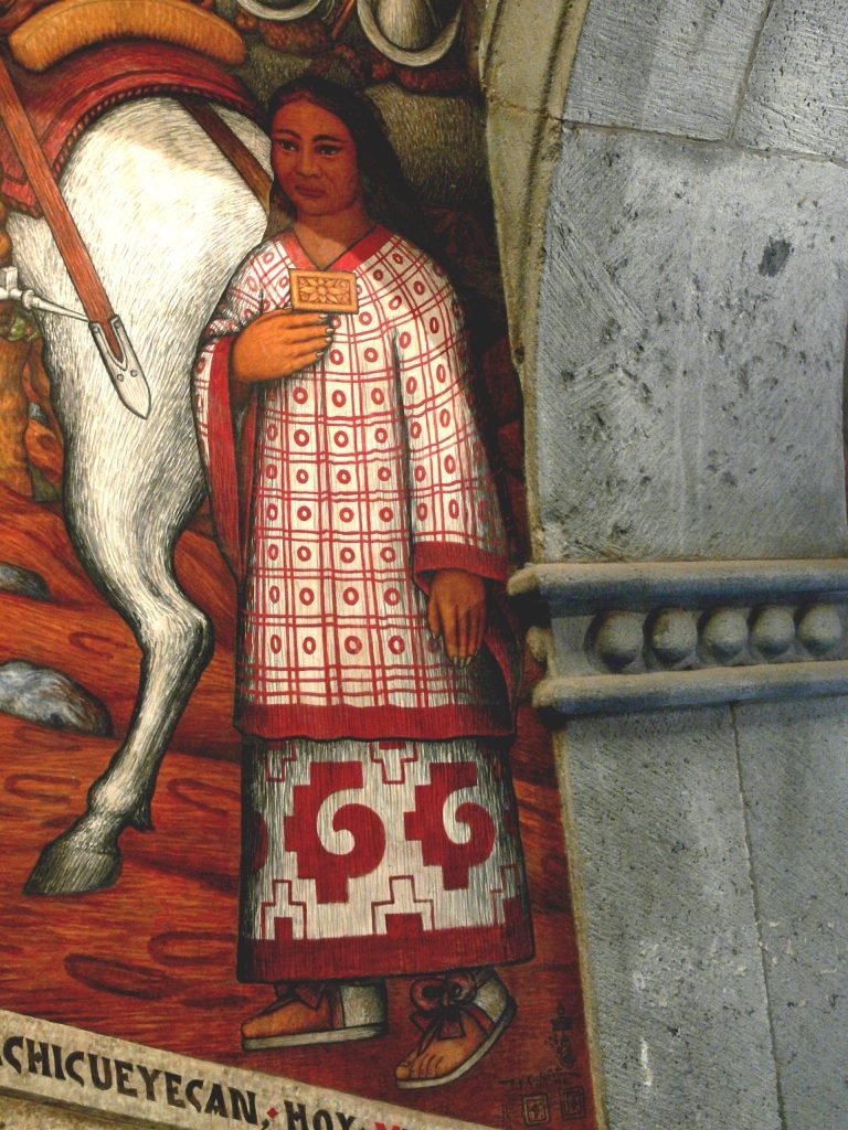 Palacio de Gobierno in Tlaxcala mit Malinche-Statue